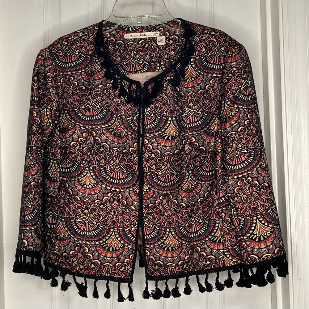 Chelsea & Violet Brocade Jacquard Jacket With Tassel Details. Size S. 3/4 Sleeve